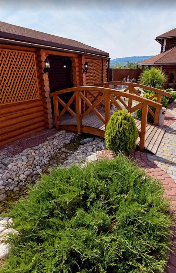 Візит Hotel Bushtyno Buitenkant foto