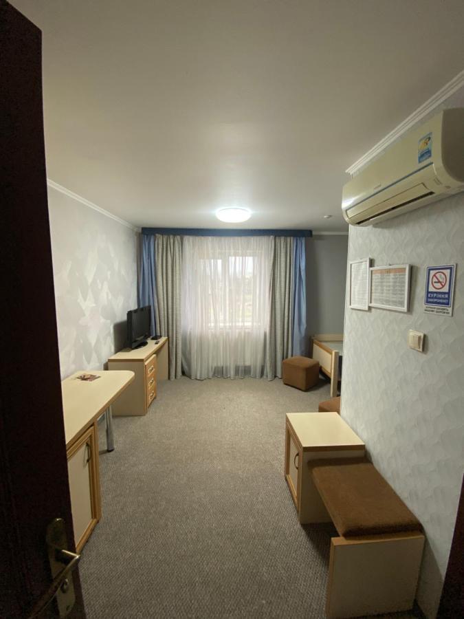Візит Hotel Bushtyno Buitenkant foto